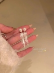 Aros Colgantes con Perla y Cascada de Flecos de Strass A1364