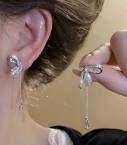 Aros Colgantes Moño Pavé con Caída de Cadena y Gota Strass A1690