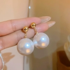 Aros Colgantes con Maxi Perla Esférica A2065