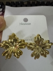 Aros Pasantes Maxi Flor Escultural con Textura Relieve Dorados A2545