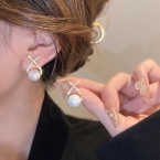 Aros Pasantes Cruzados con Circonitas y Perla Dorados A531