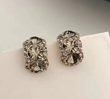 Aros Pasantes Media Caña con Cristales Facetados y Strass E5854