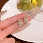 Aros Pasantes Gatito Pavé de Microperlas y Strass Dorados E6471