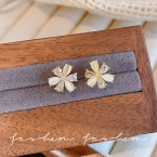 Aros Pasantes Flor con Circonitas y Ojo de Gato Dorados E6479