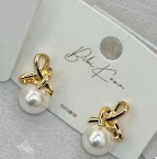 Aros Pasantes Moño Dorado y Perla E6871
