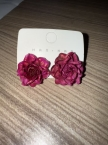Aros Pasantes Flor Rosa Esculpida Magenta E6970