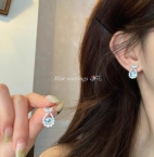 Aros Pasantes Colgantes Gota Cristal Celeste y Circones E7101