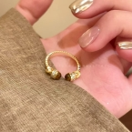 Anillo Abierto Dorado con Piedras Ojo de Tigre y Circonias J1070