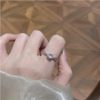 Anillo Solitario Circón Brillante Brazos Torzados J1083
