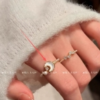 Anillo Abierto Luna Creciente de Nácar con Perla Dorado J1154