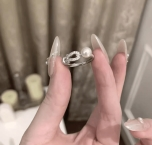 Anillo Abierto Nudo con Circonias y Perla Plateado J1156