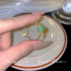 Anillo Cadena Dorada con Cuenta Verde Jade J836