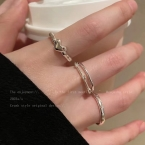 Set de Anillos Minimalistas con Corazón Plateado J921