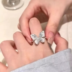 Anillo Ajustable Mariposa Pavé con Circonitas Brillantes J928