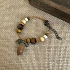 Pulsera Bohemia Cordón Marrón con Cuentas y Dije Bellota S619