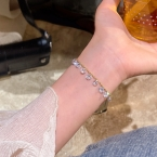 Pulsera Dorada con Cristales Colgantes Brillantes S681