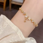 Pulsera Dorada con Mariposa Ojo de Gato y Circonitas S826